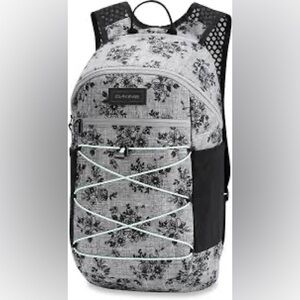 Dakine Wndr Pack 18L Backpack With Floral Design
